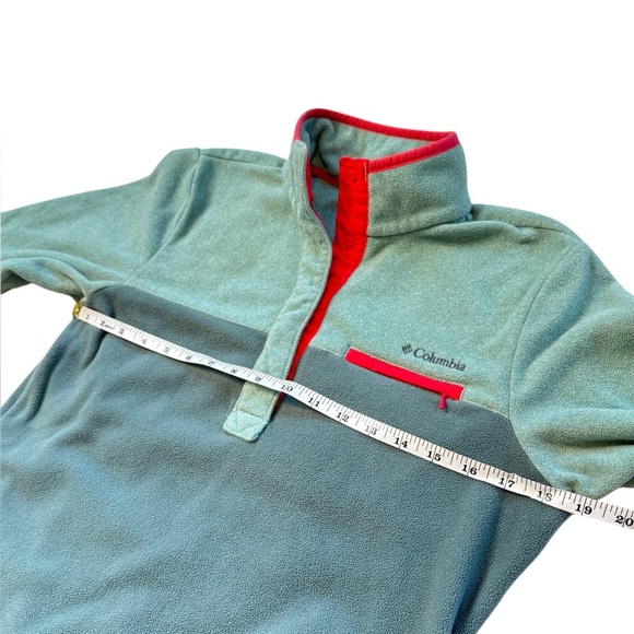 Columbia women’s green and red quarter snap closure pull over fleece size small - Picture 7 of 10